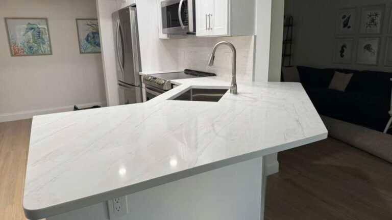 Quartz vs Granite Countertops: Which One Is Best for Your Kitchen?